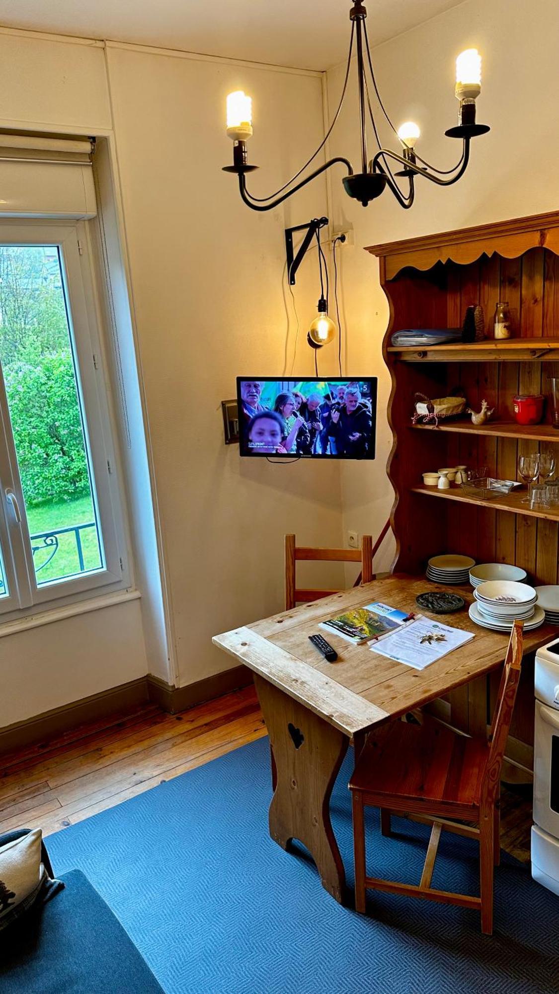 Les Montagnettes Apartment Luaran gambar