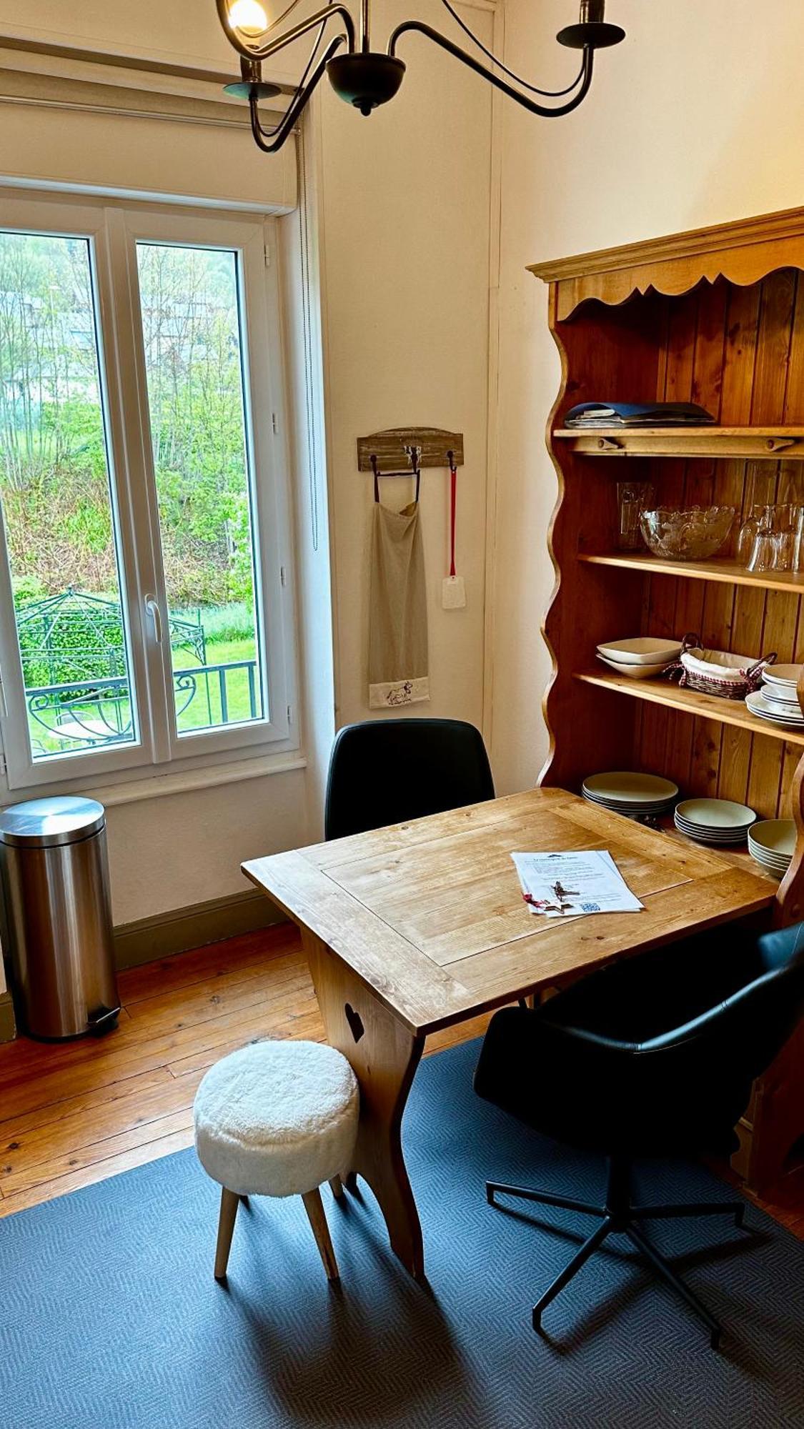 Les Montagnettes Apartment Luaran gambar